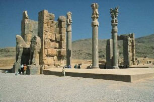 Persepolis. Seitlicher Blick auf das Tor aller Länder