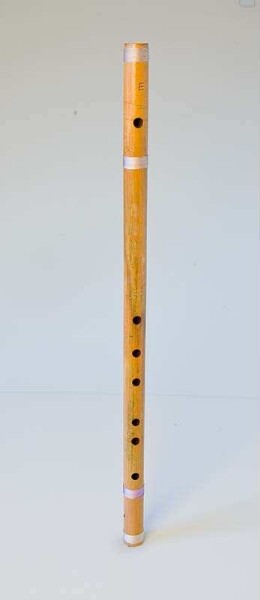 open transverse flute with finger holes