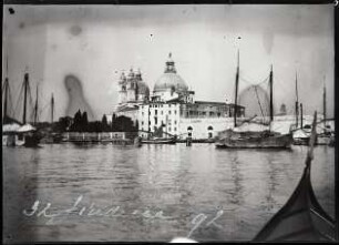 Venedig. Santa Maria della Salute und die Dogana, vom Canale della Giudecca aus gesehen