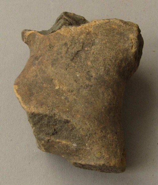 Figurine en argile (fragment)