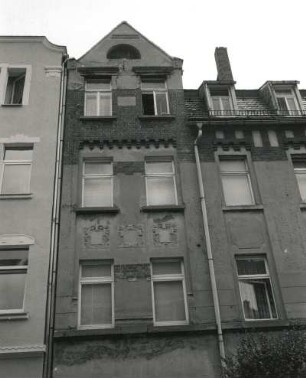 Wurzen, Marienstraße 10. Wohnhaus (um 1910). Linker Risalit