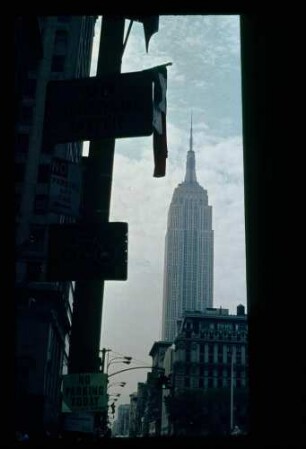 N.Y. Empire State 18.9.77.