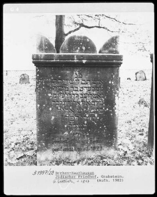 Grabstein G. Gottlieb (+1877)