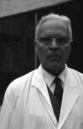 Freiburg: Prof. Dr. med. Bergfeld; vom Diakonissenhaus