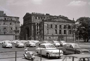 Berlin: Ost; Ruine Großes Schauspielhaus