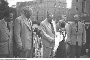 Dresden, Rede Otto Grotewohls auf einer Konferenz des Stadtausschusses der Nationalen Front, 24. Juni 1955