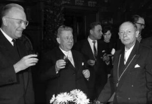 Freiburg: Trinkspruch mit [Joseph] Rey, [Anton] Dichtel, Oberbürgermeister [Josef] Brandel