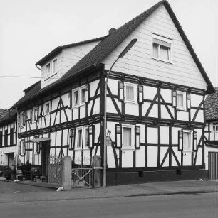 Wehretal, Steinweg 77