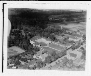 Oranienbaum (b. Dessau), Schloß Oranienbaum
