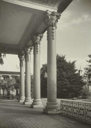 Schloss Pillnitz, Bergpalais, Ansicht des Portikus von Nordwesten