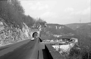 Drackenstein: Autobahn mit Drackensteiner Tunnel