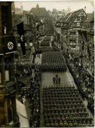 SA-Aufmarsch in Nürnberg beim Reichsparteitag 1936