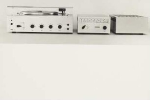 Braun Stereo-Anlage studio 2 - bestehend aus Braun Empfänger CE 11, Braun Endverstärker CV 11 und Steuergerät CS 11