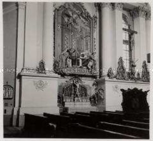 Oberaudorf, Kloster Reisach, Reliefplastik "Tod des heiligen Albert" von Johann Baptist Straub