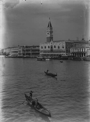 Venedig, Blick über die Lagune zum Dogenpalast und zum Campanile di San Marco