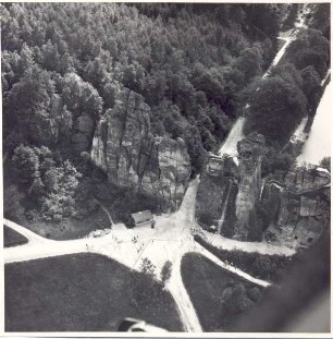Externsteine - Luftaufnahme. Horn-Bad Meinberg