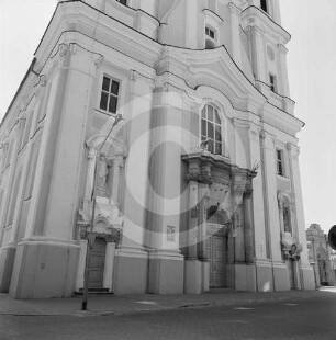 Jesuitenkirche Glogau von W