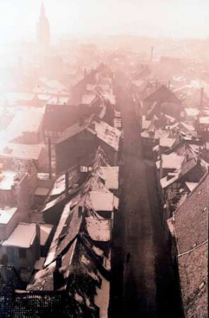 Braunschweig: St. Andreas-Kirche, Blick vom Turm, unten Straße