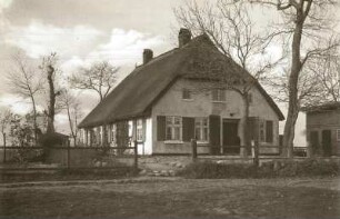 Fischerhaus : Wiek auf Rügen, reetgedecktes Fischerhaus