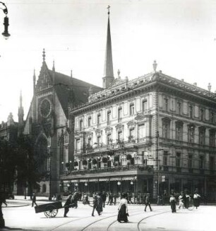 Augustusplatz : Leipzig, Augustusplatz, Kaffeehaus Felsche und Paulinerkirche