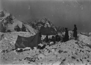 Expeditionslager : Vermutlich ein Lager der Expedition im Tian Shan Hochgebirge