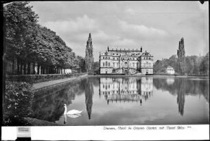 Dresden, Palais im Großen Garten mit Palaisteich