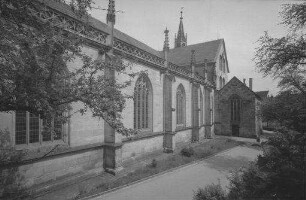 Heilsbronn: Außenansicht der Kirche