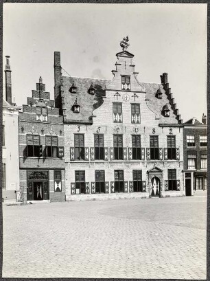 Niederlande, Middelburg. Sint-Jorisdoelen. Straßenansicht