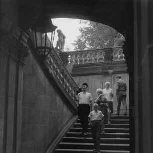 Dresden. Zwinger, Wallpavillon, Treppe zum Wall