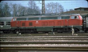 Bw Stuttgart Abstellbereich Nord Lok 215 001 Bnb-Wagen