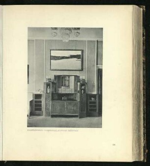 Damenzimmer, Tabernakelschrank geöffnet