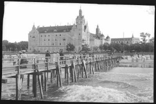 Kolberg (heute: Kolobrzeg / Polen). Strandschloss