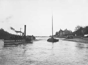 Dresden-Pillnitz, Personen-Seitenraddampfer