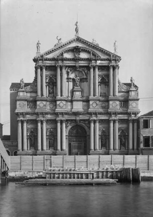 Chiesa degli Scalzi & Santa Maria di Nazareth
