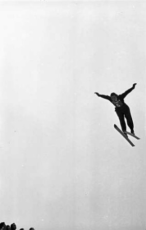 Feldberg: Internationales Feldberg-Skispringen; Springer beim Wertungsspringen, "6" Leppert, Klaus; Bischofsgrün