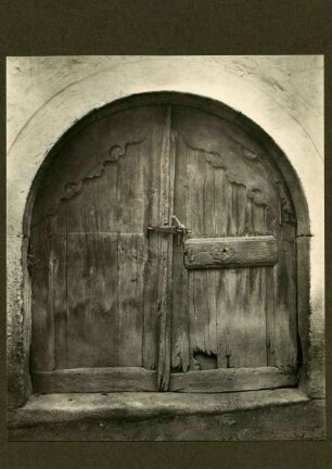 Haus 134, Kellertür