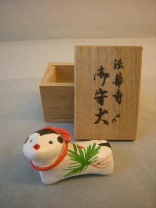 Amulett in Gestalt eines Hundes; Inu Mamori