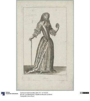Dame en habit honnête