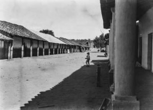 Straße in Cuevo (Bolivienreisen Schmieder 1924-1925)