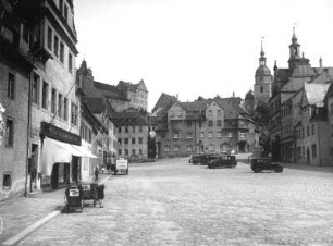 Colditz, Markt. Blick nach Ostnordost gegen Schloss und Turm der Stadtkirche St. Ägidien