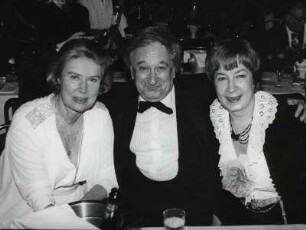Antje Weisgerber, Horst Bollmann und Gattin Hedwig Bollmann [Presseball 1986]