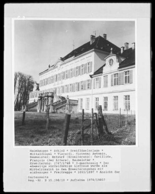 Mittelflügel —