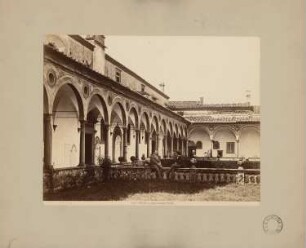 Certosa San Lorenzo di Galluzzo (auch Certosa di Firenze), Florenz Großer Kreuzgang: Ansicht Arkadengang des Kartäuserklosters Certosa del Galluzzo (auch Certosa di Val d’Ema)
