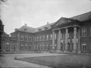 Ancienne abbaye & Ehemalige Benediktinerabtei