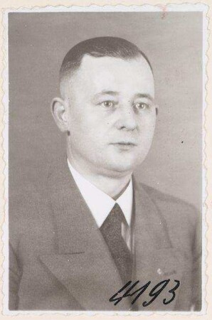 Peter Diehl, Bürobeamter, kaufmännischer Revisor