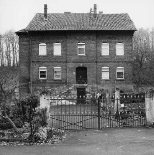 Ehemaliges Pfarrwohnhaus; Eschwege, Am Petersbach 9