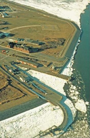 Fährhafen Borkum bei Eisgang