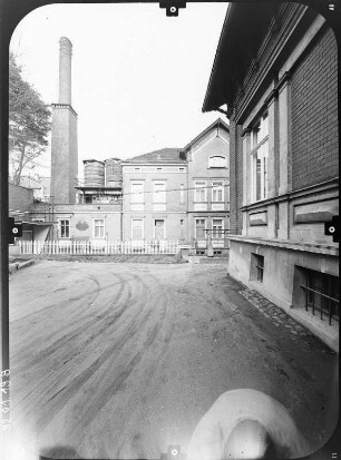 Görlitz, Dr.-Kahlbaum-Allee 22. Wasserheil- und Badeanstalt "Freisebad" (1887). Nebengebäude. Seitenfront (Teilansicht)