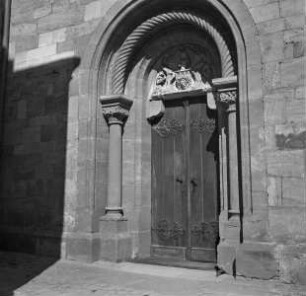 Zisterzienserkloster — Ehemalige Klosterkirche Sankt Maria & Evangelische Pfarrkirche — Portal