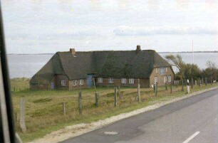 Rantum: Friesenhof an der Straße